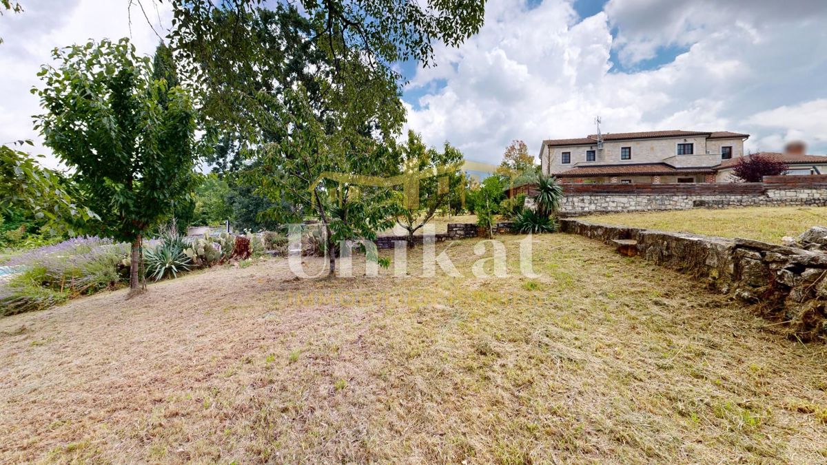 Casa in pietra ristrutturata